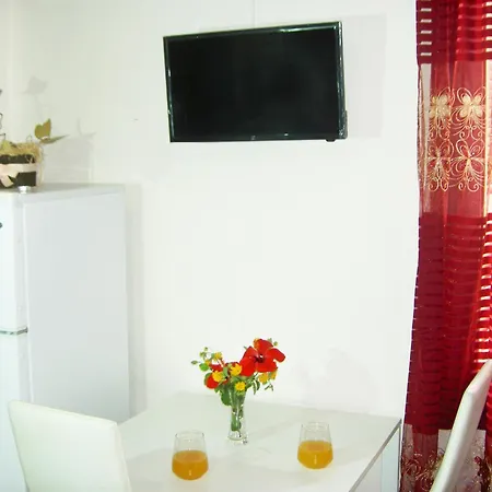 Apartment Mat Old Town σ *